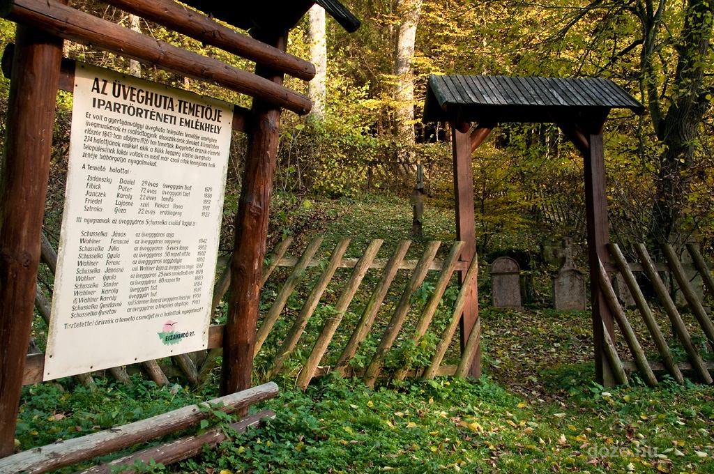 2009-10-25 Gyertyánvölgyi üveghuta temetője