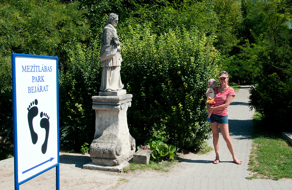 Meztlbas park Tabajdon