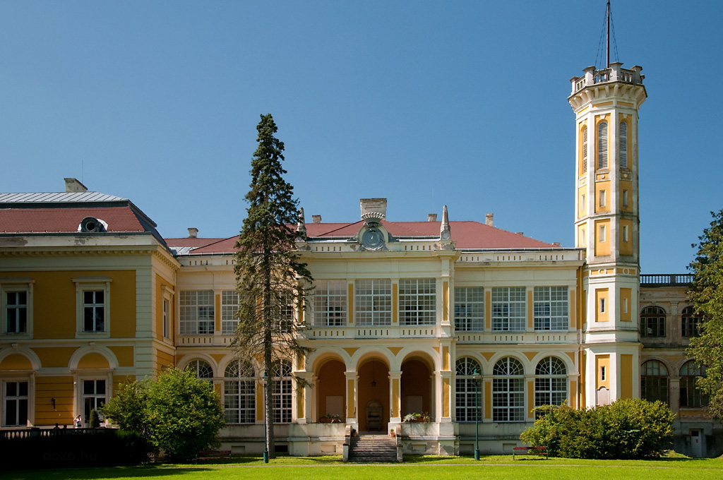 Krolyi-kastly Fzrradvnyon...